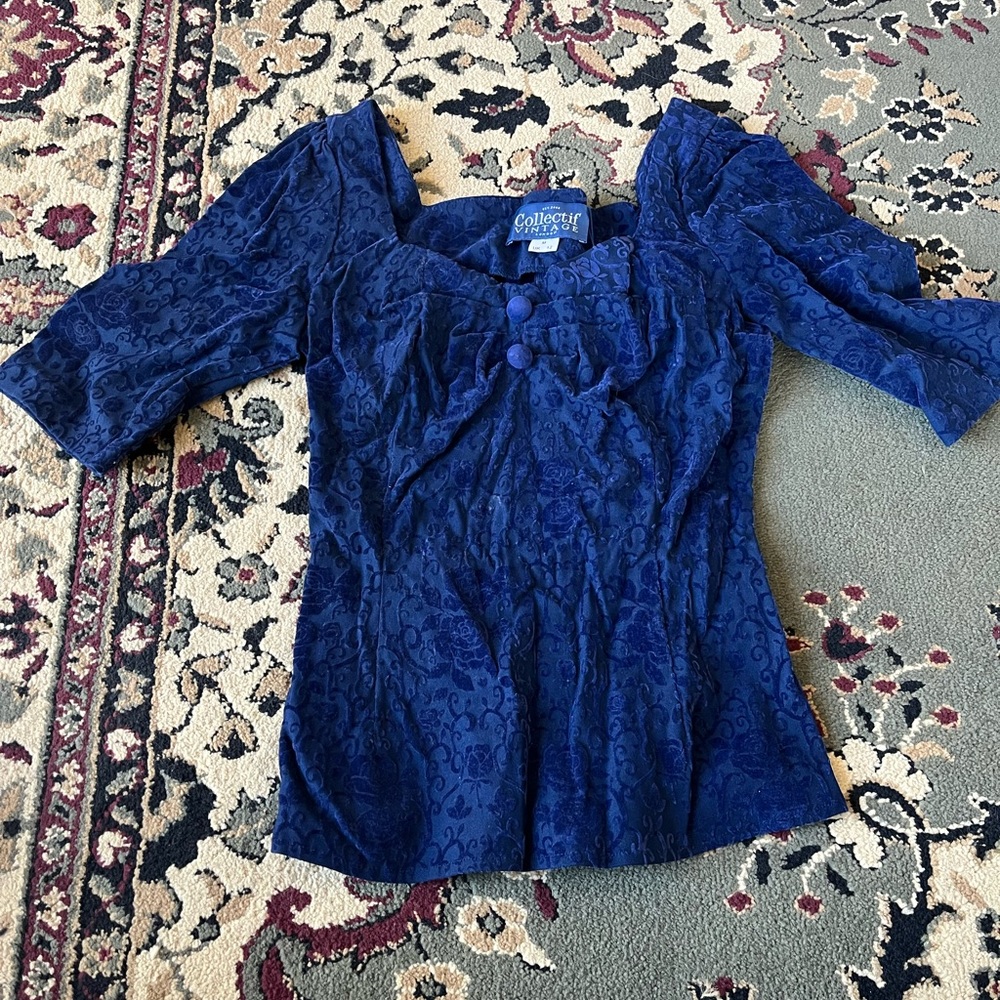 Collectif Dolores Half Sleeve Brocade Rose Top